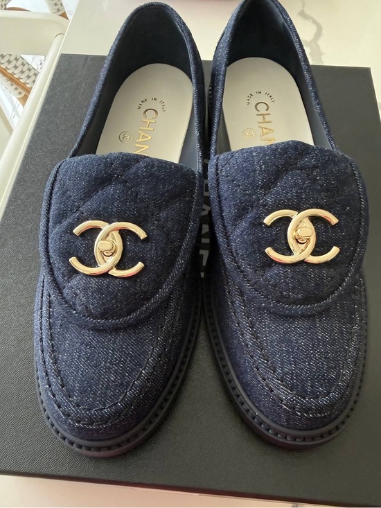 CHANEL Shoes - CHANEL Quilted Dark Blue Denim Loafers with Gold CC turnlock